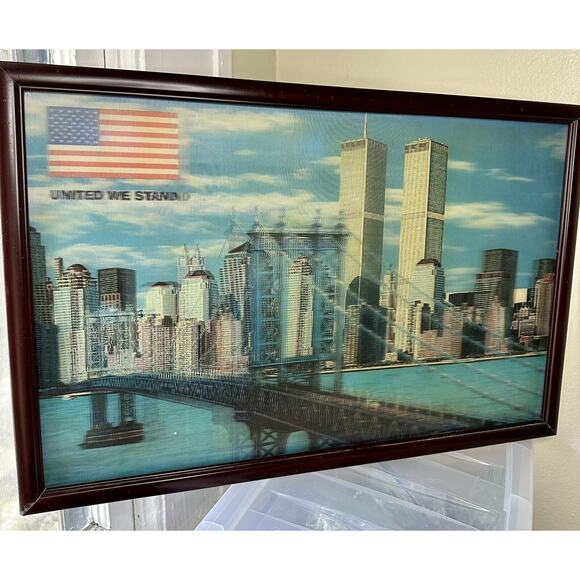Vintage Twin Towers/ Brooklyn Bridge United We Stand American Flag NYC Hologram - Picture 3 of 5